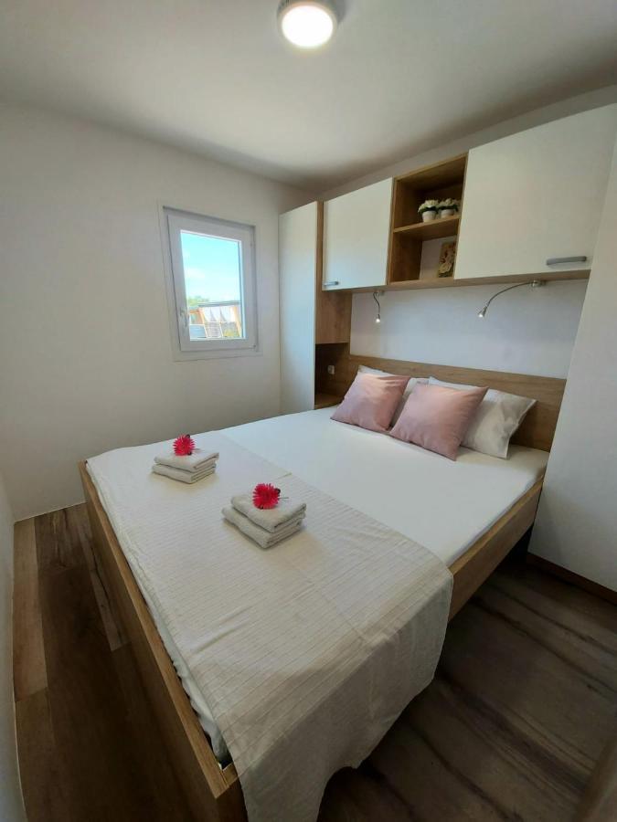 Mobile Homes Charly Tisno Dış mekan fotoğraf